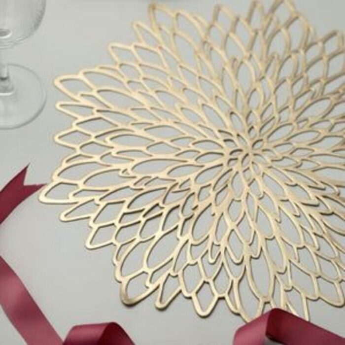 j rapee sparkle placemat gold 240816031043 3