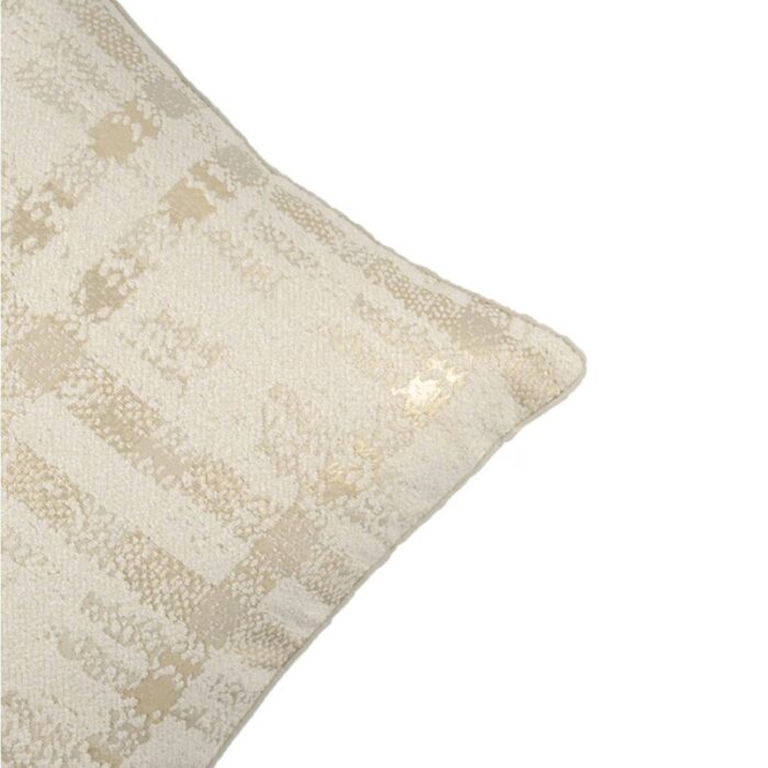 jett cushion champagne 241015024352 2