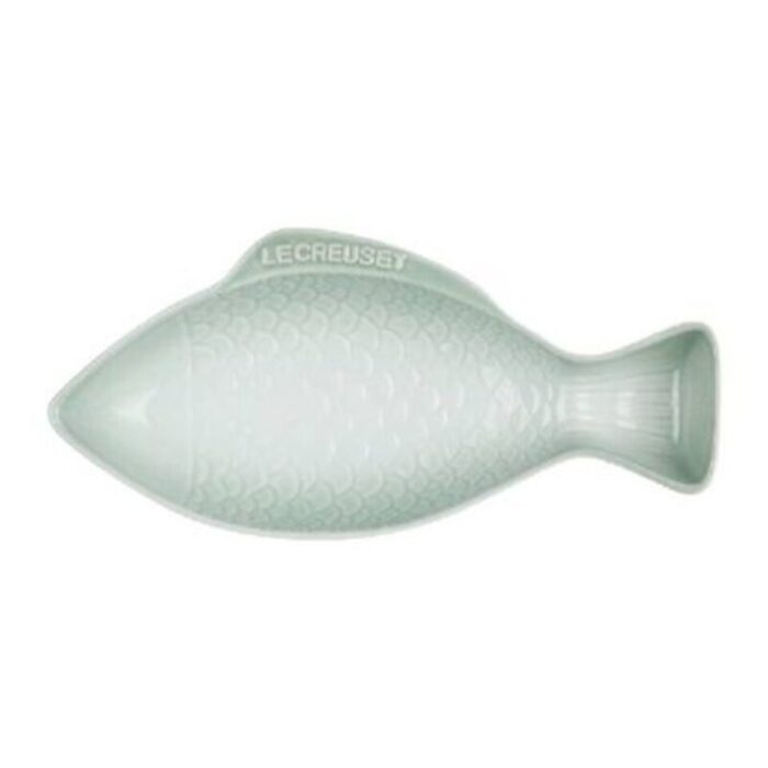 medium fish dish water green 240901123854